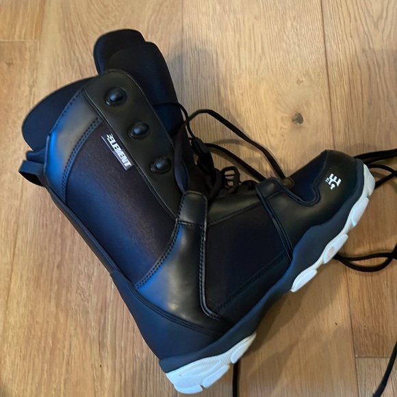 Element Boys Snowboard Boots - Picture 7 of 8